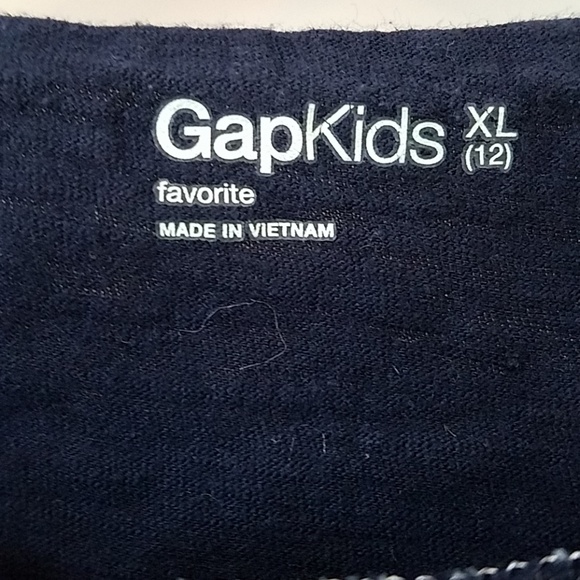 Gap Kids Tee - Picture 2 of 3